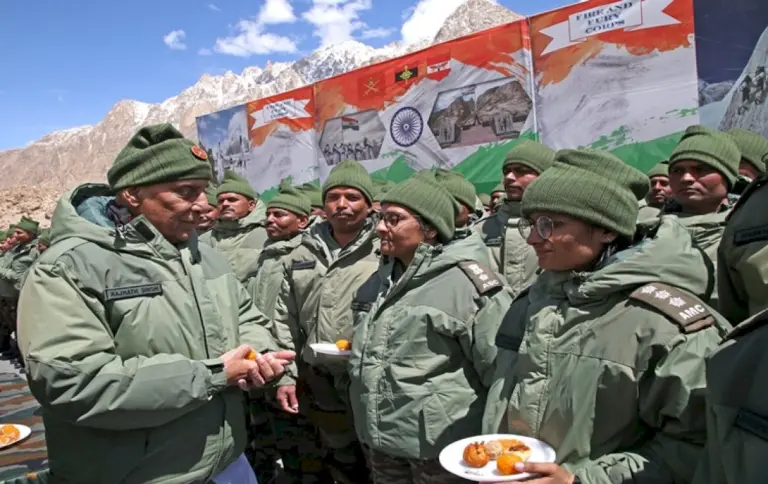 Raksha-Mantri-Rajnath-Singh-Visits-Siachen-To-Review-Security-Situation