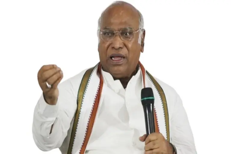 Kerala:-Congress-President-Mallikarjun-Kharge-To-Campaign-For-Udf-In-Chengannur-And-Wayanad-Today