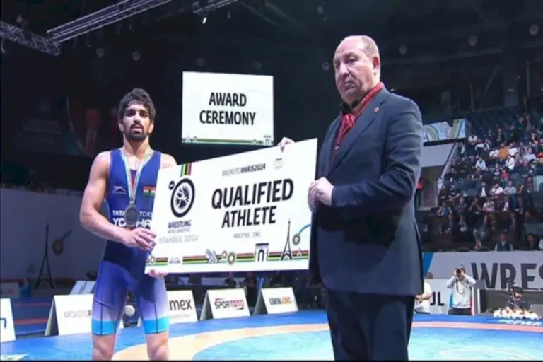 Aman-Sehrawat-Becomes-First-Indian-Male-Wrestler-To-Qualify-For-2024-Paris-Olympics